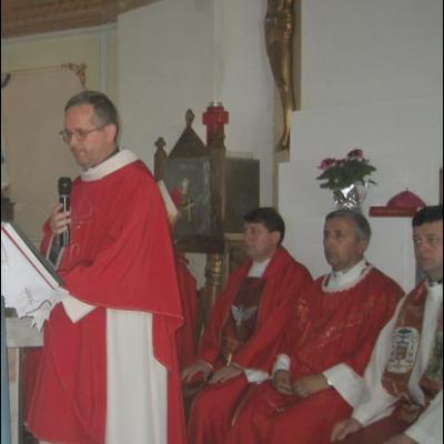 26 mai 2007: Capăta: Sfinţirea noului lăcaş şi consacrarea altarului