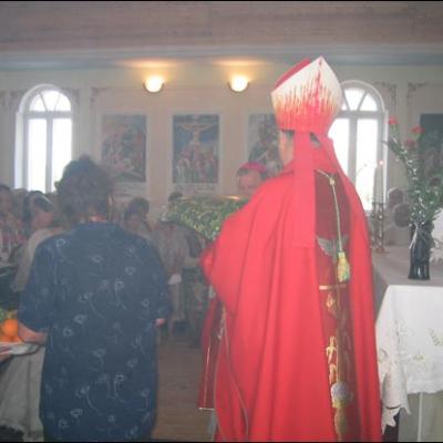 26 mai 2007: Capăta: Sfinţirea noului lăcaş şi consacrarea altarului