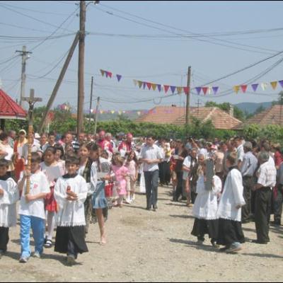 26 mai 2007: Ştefan cel Mare: Consacrarea altarului bisericii