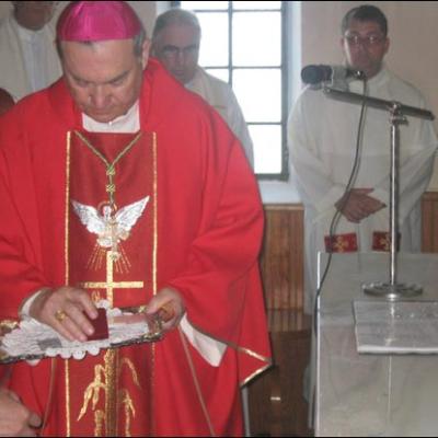 26 mai 2007: Ştefan cel Mare: Consacrarea altarului bisericii