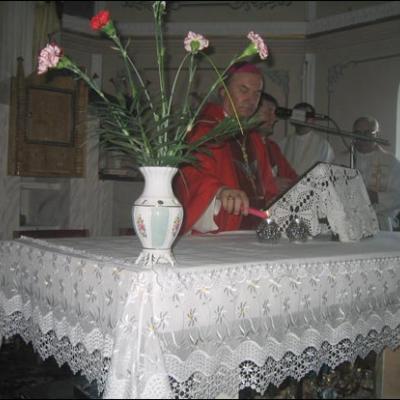 26 mai 2007: Ştefan cel Mare: Consacrarea altarului bisericii