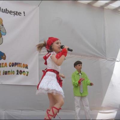 2 iunie 2007: Răchiteni: Sărbătoarea Copiilor