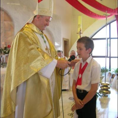 3 iunie 2007: Iaşi ("Sf. Tereza"): Sub adierea Duhului Sfânt şi privind la Maria (foto: Ovidiu Bişog)