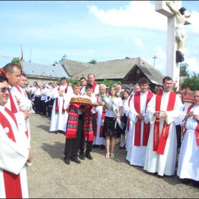 9 iunie 2007: Buhonca: Consacrarea altarului şi sacramentul Mirului