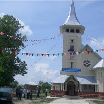 9 iunie 2007: Buhonca: Consacrarea altarului şi sacramentul Mirului