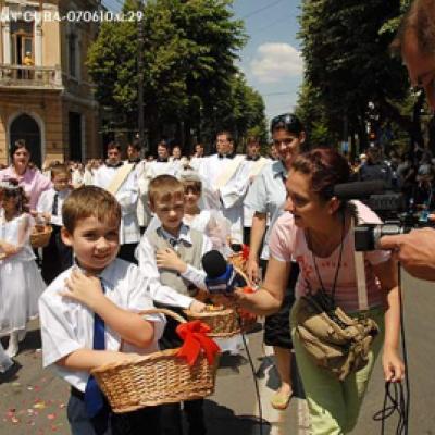 10 iunie 2007: Iaşi: Procesiune cu sfântul sacrament (FOCUS)
