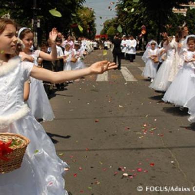 10 iunie 2007: Iaşi: Procesiune cu sfântul sacrament (FOCUS)