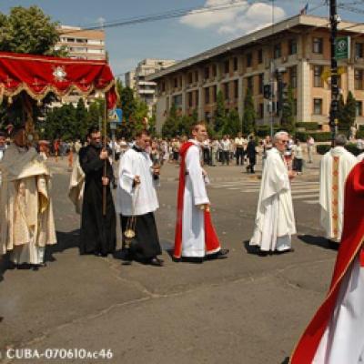 10 iunie 2007: Iaşi: Procesiune cu sfântul sacrament (FOCUS)