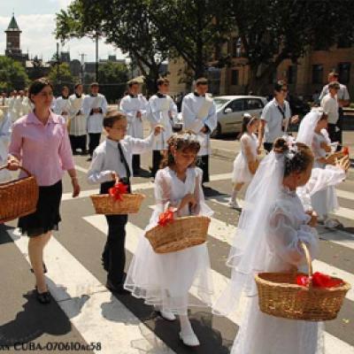 10 iunie 2007: Iaşi: Procesiune cu sfântul sacrament (FOCUS)