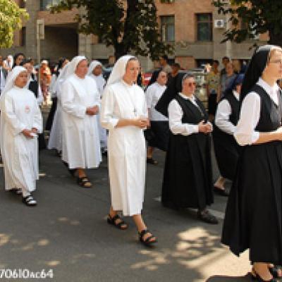 10 iunie 2007: Iaşi: Procesiune cu sfântul sacrament (FOCUS)