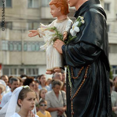13 iunie 2007: Iaşi: Hramul Parohiei "Sf. Anton"