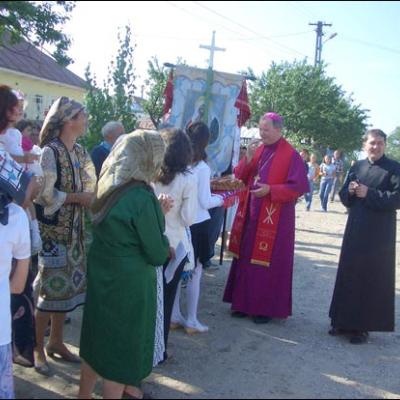 16-17 iunie 2007: Administrarea Mirului şi sfinţire de grotă la Capăta