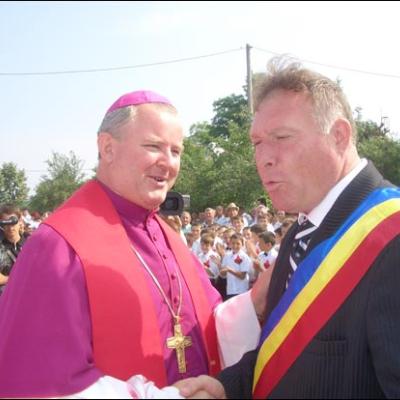 17 iunie 2007: Administrarea Mirului în Parohia Ploscuţeni