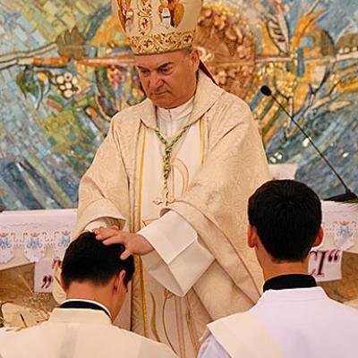 24 iunie 2007: Iaşi: Sfinţiri de preoţi (FOCUS)