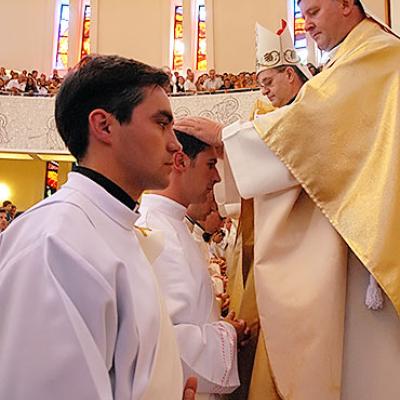 24 iunie 2007: Iaşi: Sfinţiri de preoţi (FOCUS)