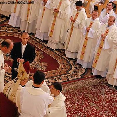 24 iunie 2007: Iaşi: Sfinţiri de preoţi (FOCUS)