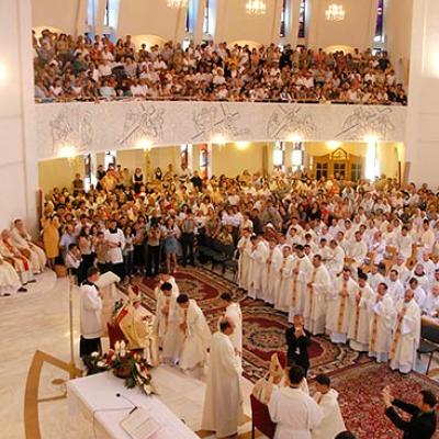 24 iunie 2007: Iaşi: Sfinţiri de preoţi (FOCUS)