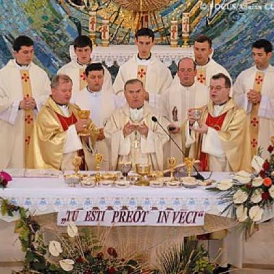 24 iunie 2007: Iaşi: Sfinţiri de preoţi (FOCUS)