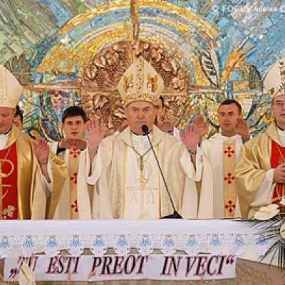 24 iunie 2007: Iaşi: Sfinţiri de preoţi (FOCUS)
