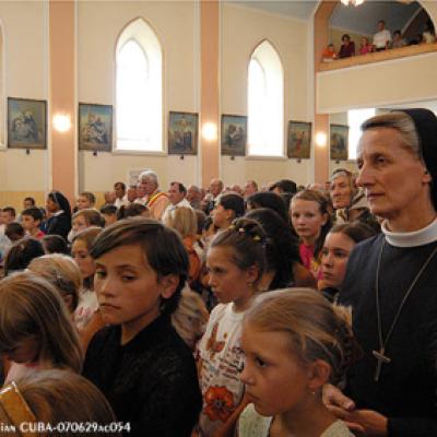 29 iunie 2007: Răducăneni: PS Petru Gherghel oaspete la hram (FOCUS)