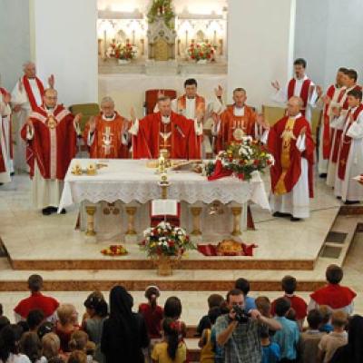 29 iunie 2007: Răducăneni: PS Petru Gherghel oaspete la hram (FOCUS)