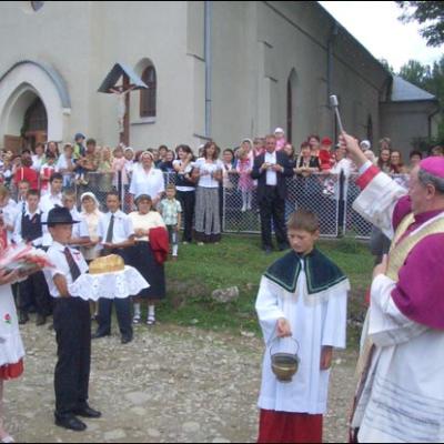 30 iunie 2007: Administrarea Mirului în Parohia Poiana Micului