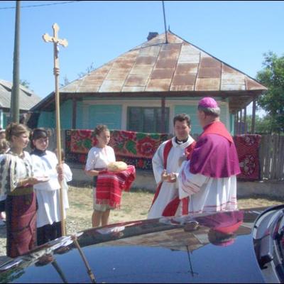 1 iulie 2007: Administrarea Mirului în Parohia Corhana
