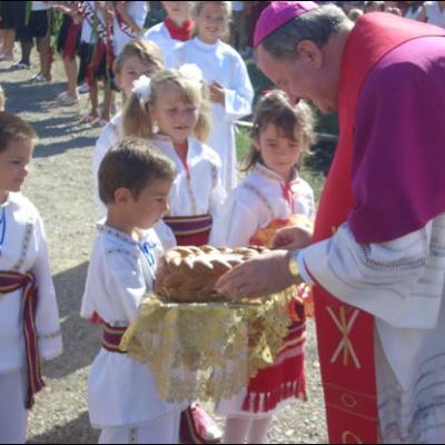 8 iulie 2007: Administrarea Mirului în Parohia Şcheia