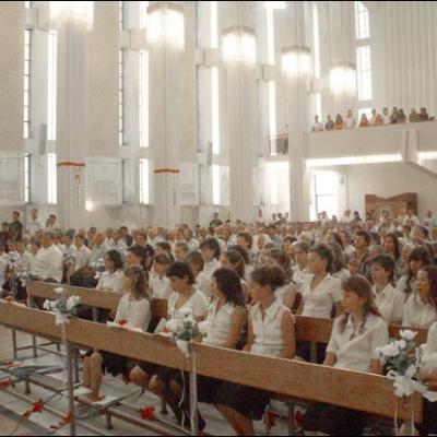 8 iulie 2007: Administrarea Mirului în Parohia Şcheia