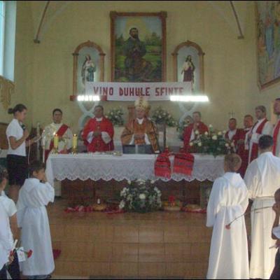 14 iulie 2007: Administrarea Mirului în Parohia Trebeş