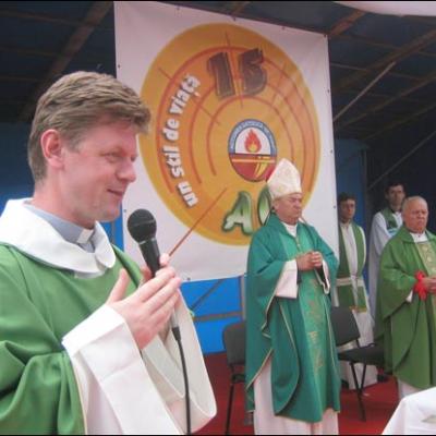 12-15 iulie 2007: Comăneşti: Acţiunea Catolică la 15 ani