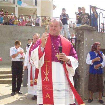 15 iulie 2007: Administrarea Mirului în Parohia Fărcăşeni