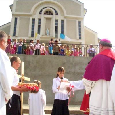 15 iulie 2007: Administrarea Mirului în Parohia Fărcăşeni