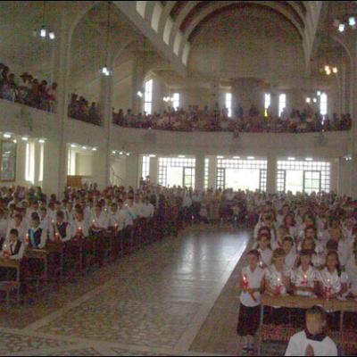 15 iulie 2007: Administrarea Mirului în Parohia Fărcăşeni