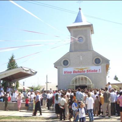 21 iulie 2007: Administrarea Mirului în Parohia Galbeni