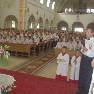 23 iulie 2007: Administrarea Mirului în Parohia Oţeleni