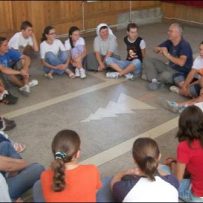 30 iulie - 12 august 2007: Cireşoaia: Campus "Zboară cine îndrăzneşte!"