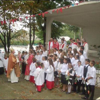 19 august 2007: Administrarea Mirului în Parohia Bârgăuani