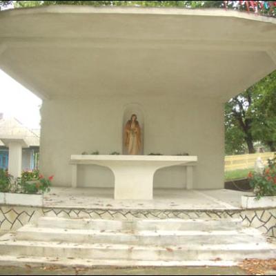 19 august 2007: Administrarea Mirului în Parohia Bârgăuani