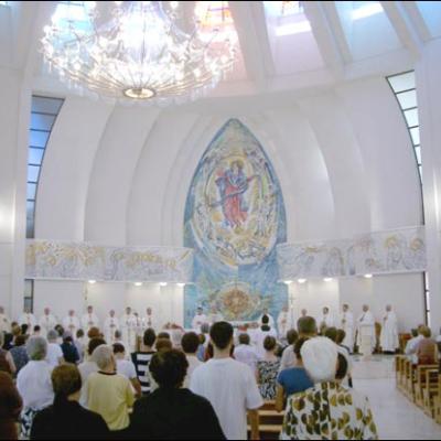 22 august 2007: Iaşi: Hramul catedralei noi
