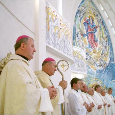 22 august 2007: Iaşi: Hramul catedralei noi
