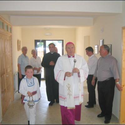 23 august 2007: Iugani: Binecuvântarea unui dispensar şi a unei grădiniţe