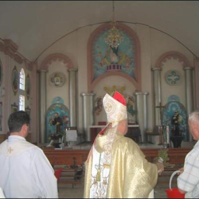 25 august 2007: Sascut Târg: Consacrarea altarului bisericii