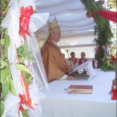 25 august 2007: Administrarea Mirului în Parohia Stufu
