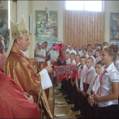 26 august 2007: Administrarea Mirului în Parohia Pârgăreşti