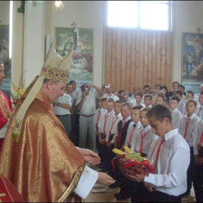 26 august 2007: Administrarea Mirului în Parohia Pârgăreşti