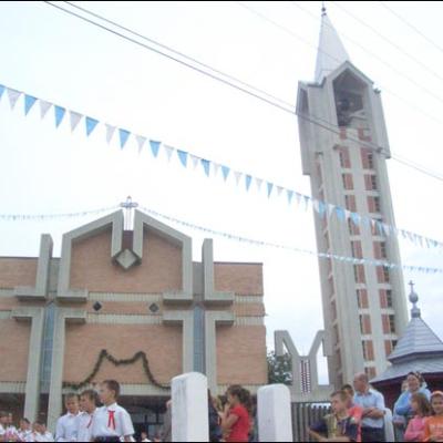 1 septembrie 2007: Administrarea Mirului în Parohia Mirceşti