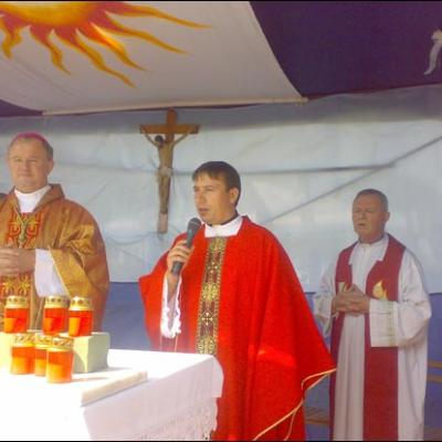 2 septembrie 2007: Administrarea Mirului în Parohia Vizantea