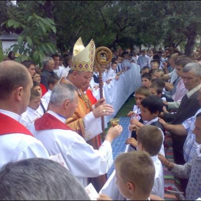 2 septembrie 2007: Administrarea Mirului în Parohia Vizantea