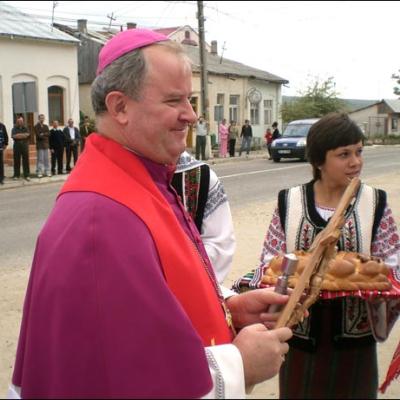 8 septembrie 2007: Răducăneni: Conferirea sacramentului sfântului Mir